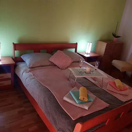 Madonina Apartament *
